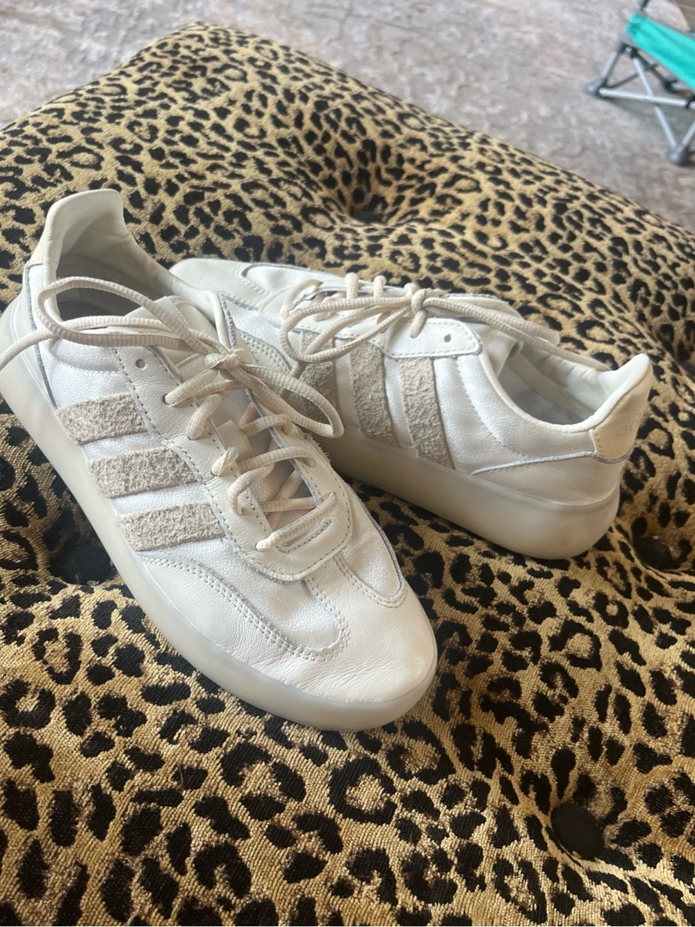 Adidas Barreda Decode Women’Athletic Shoe Ivory Sneaker Footwear Trainer SZ 7.5